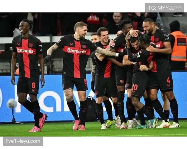 科隆中场组织能力惊艳，球队战术执行亮眼