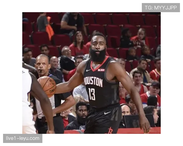 佛罗伦萨防守体系全面升级，后防线重塑显成效，状态回暖引关注