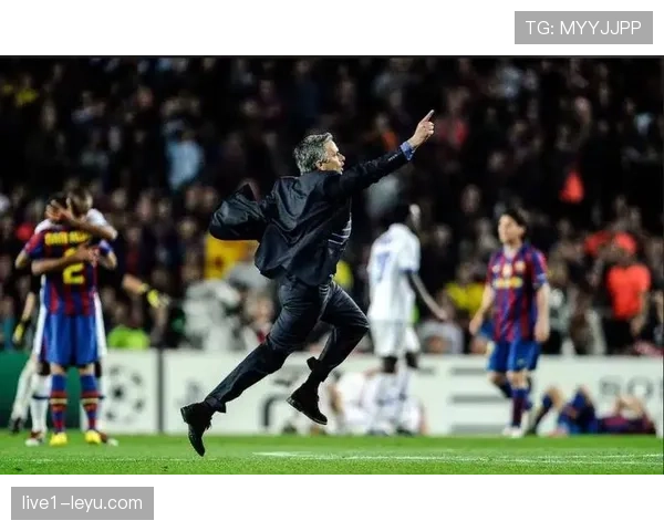 穆里尼奥战术智慧闪耀赛场，团队精神铸就近期佳绩