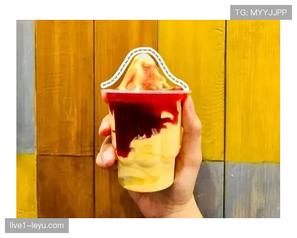 汉堡进攻火力全开，状态回暖斩获新赛季首胜